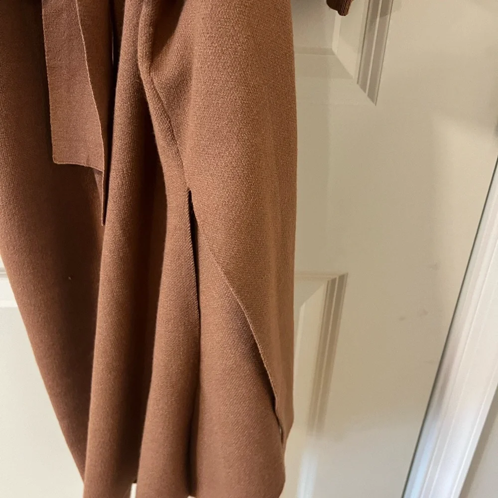 Nicole Miller Tan Long Sleeve Wrap Sweater Dress L - Picture 4 of 6